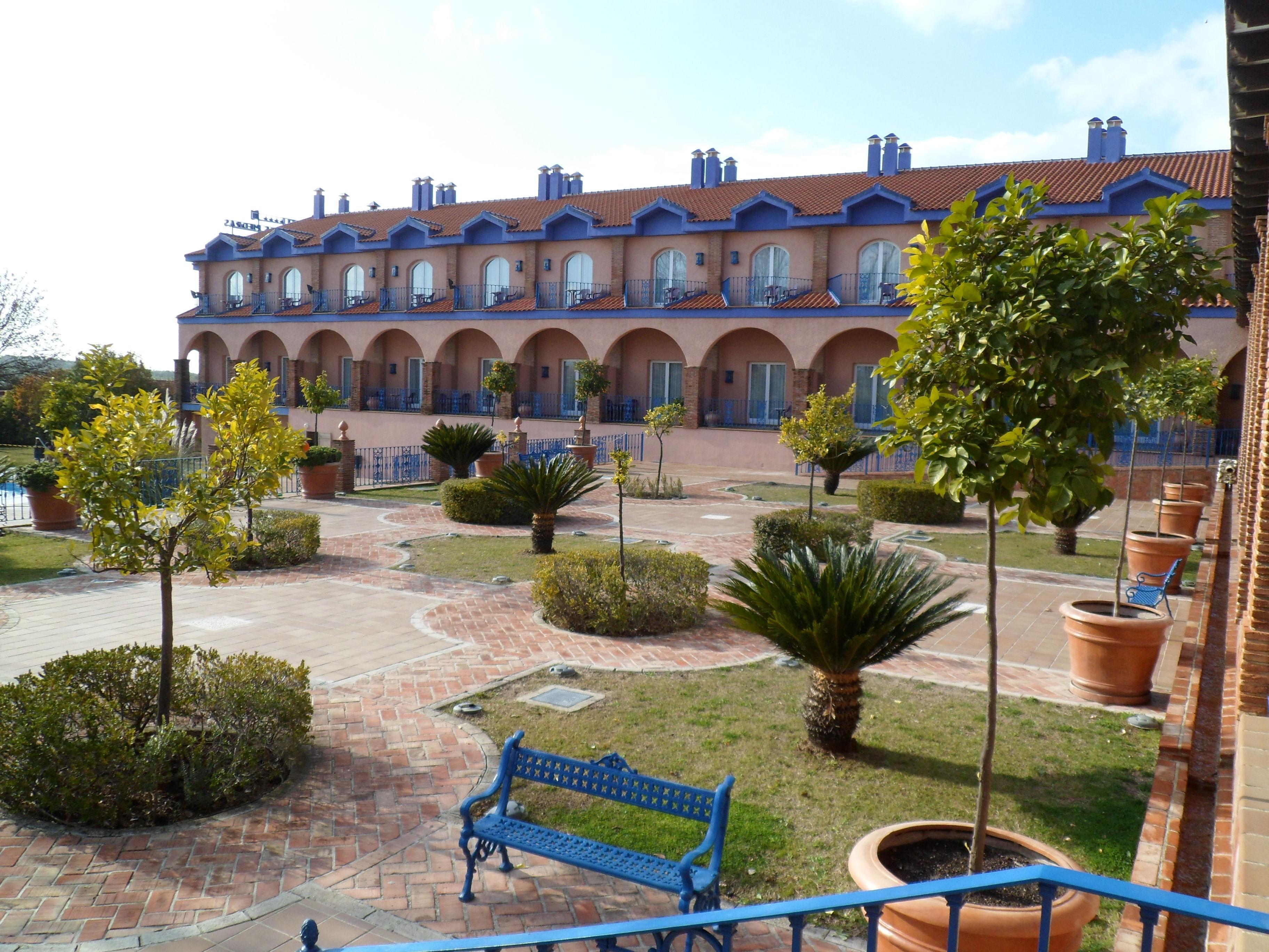 Hotel Fuente Las Piedras Cabra Exteriér fotografie